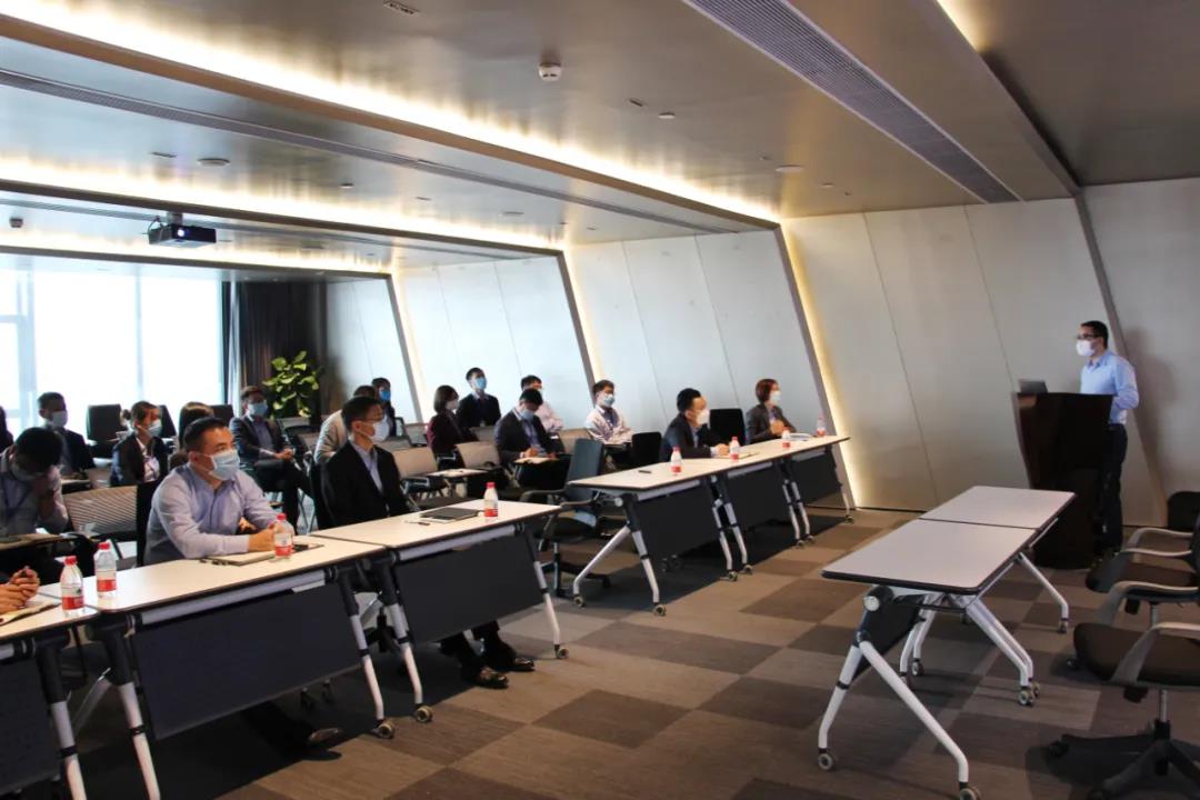 ־ͬ���ϣ��ʼҹ������Ρ�Ա���ǻʼҹ�����ҵ�����ˡ���ҵ�Ļ������ȳ�һ�����£�