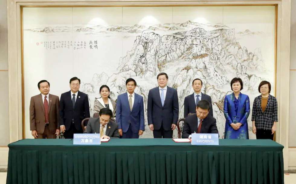 �ʼҹ��������������������7̨����װ������������������һ��һ�𡱽���