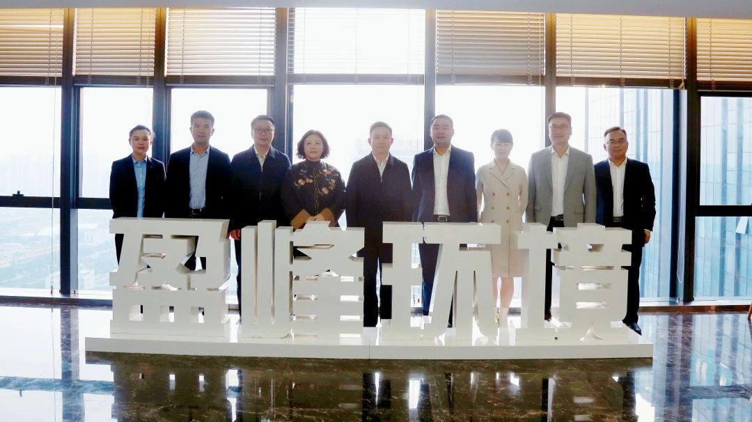 �����潭��������ίԱ����һ��ݰ�ٻʼҹ������ο������